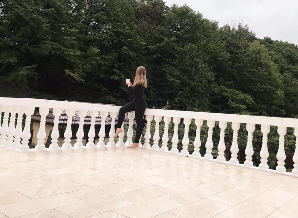 Pensiunea Ionela Moieciu de Jos Exterior foto
